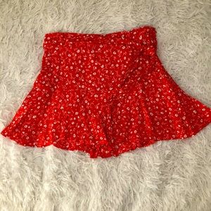 Zara. Size L. Bright, vibrant red floral skirt.